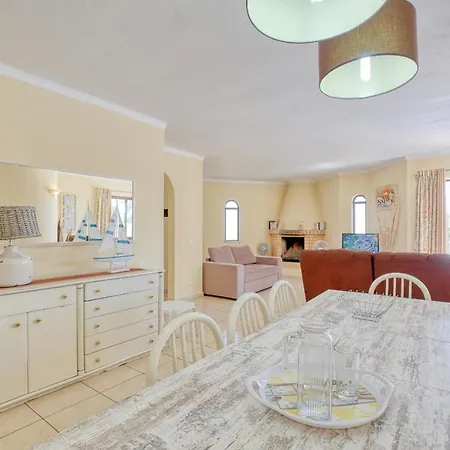 Villa Miramar *